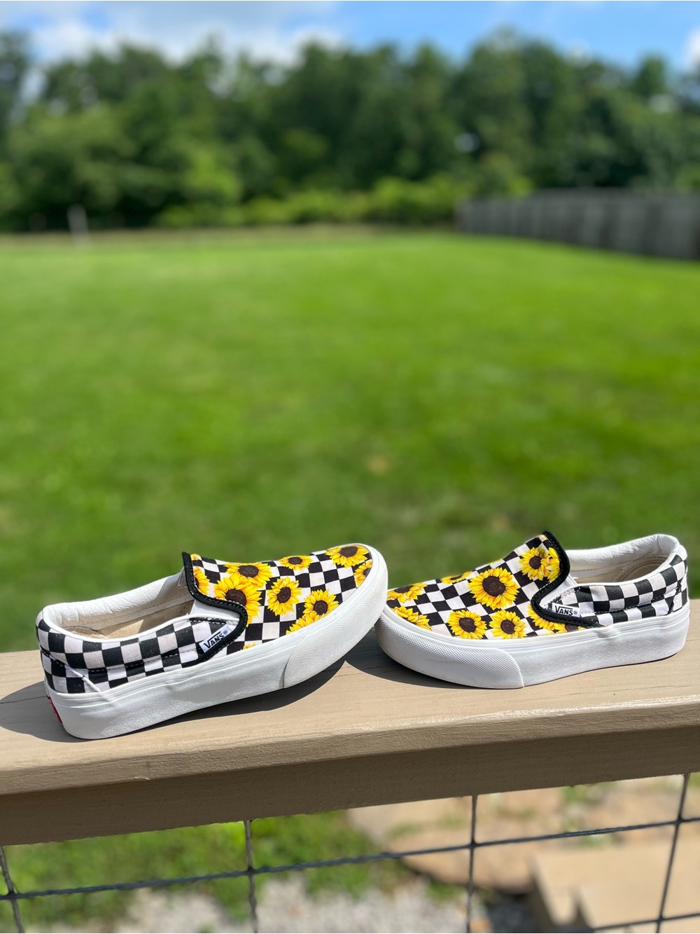 Vans
Customs Classic Platform Slip-On Sunflower 
Checkered Black/White/Yellow 🌻 - Picture 12 of 13
